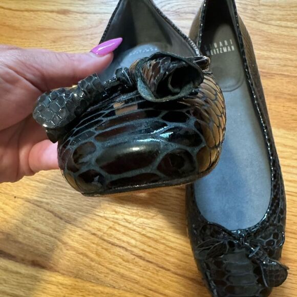 Stuart Weitzman Snakeskin Patent Leather Bow Tassel Flats 7.5 - Picture 8 of 9